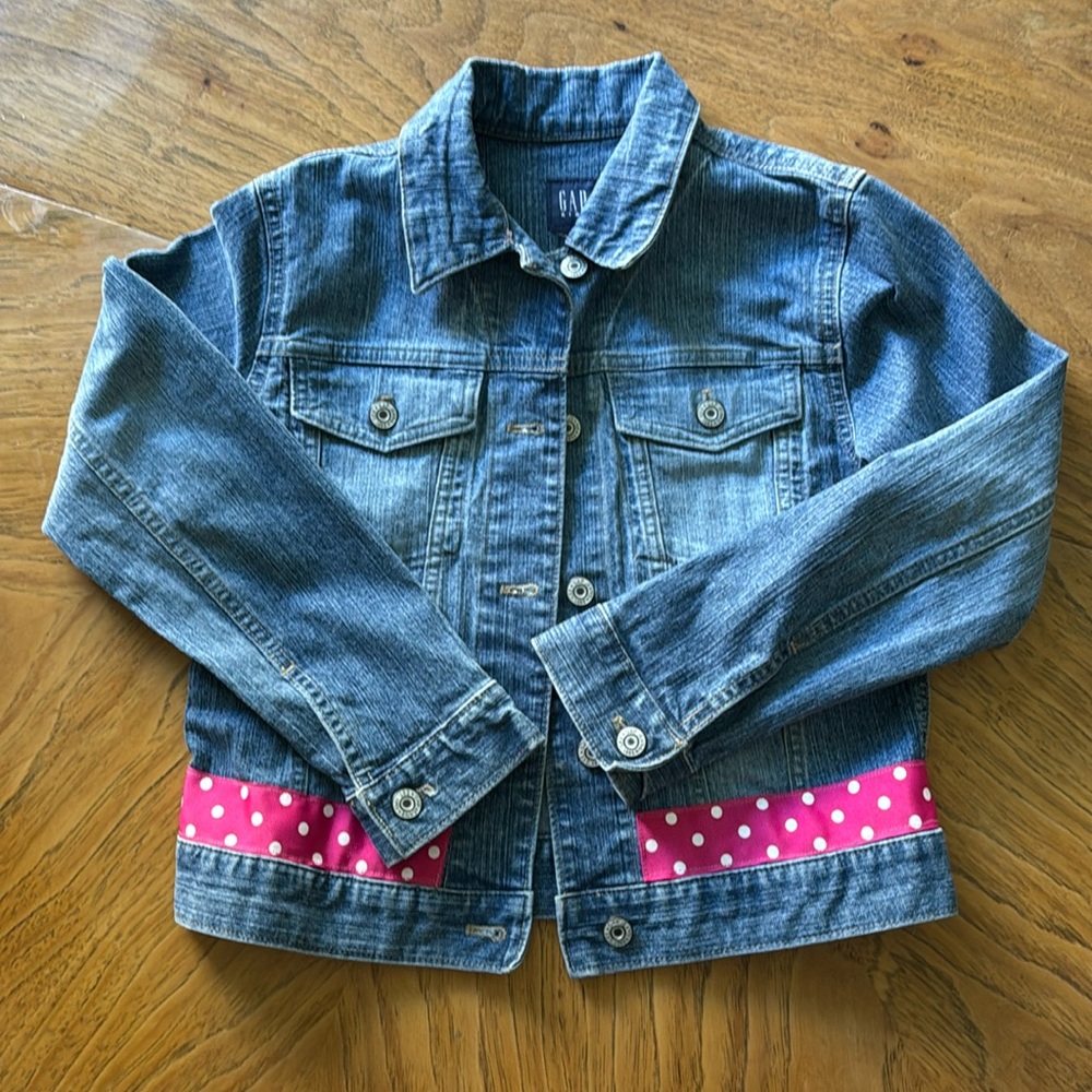 Girls’ size 10 GapKids jean jacket with ribbon detail